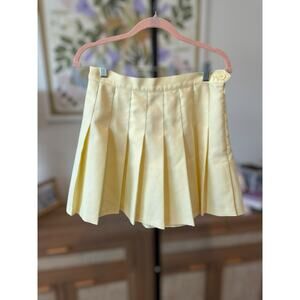 American Apparel Butter Yellow Pleated Mini Skirt Size Large